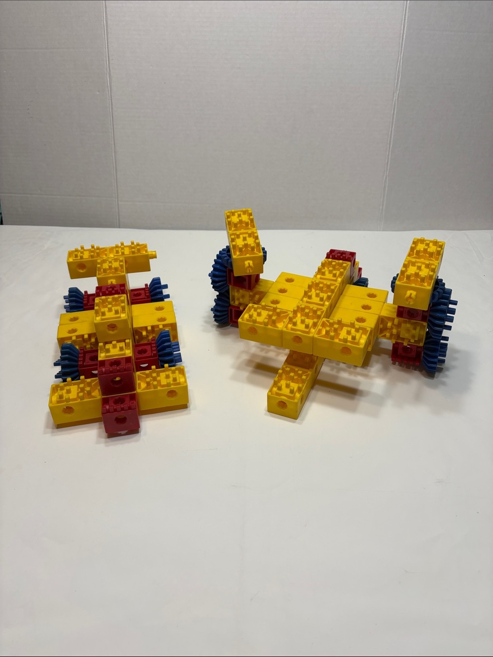Tupperware Gearios building blocks from 1990 - Race Car- SpaceShip
